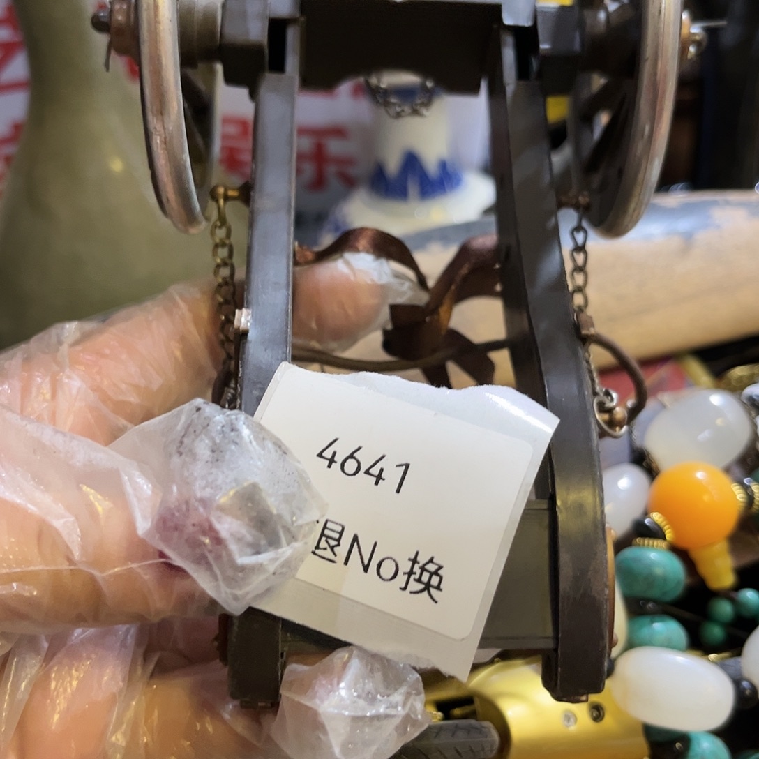 一***子老挝石4641号工艺品