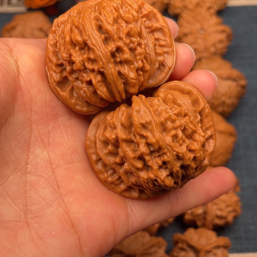 文玩核桃把件44全品平谷楼