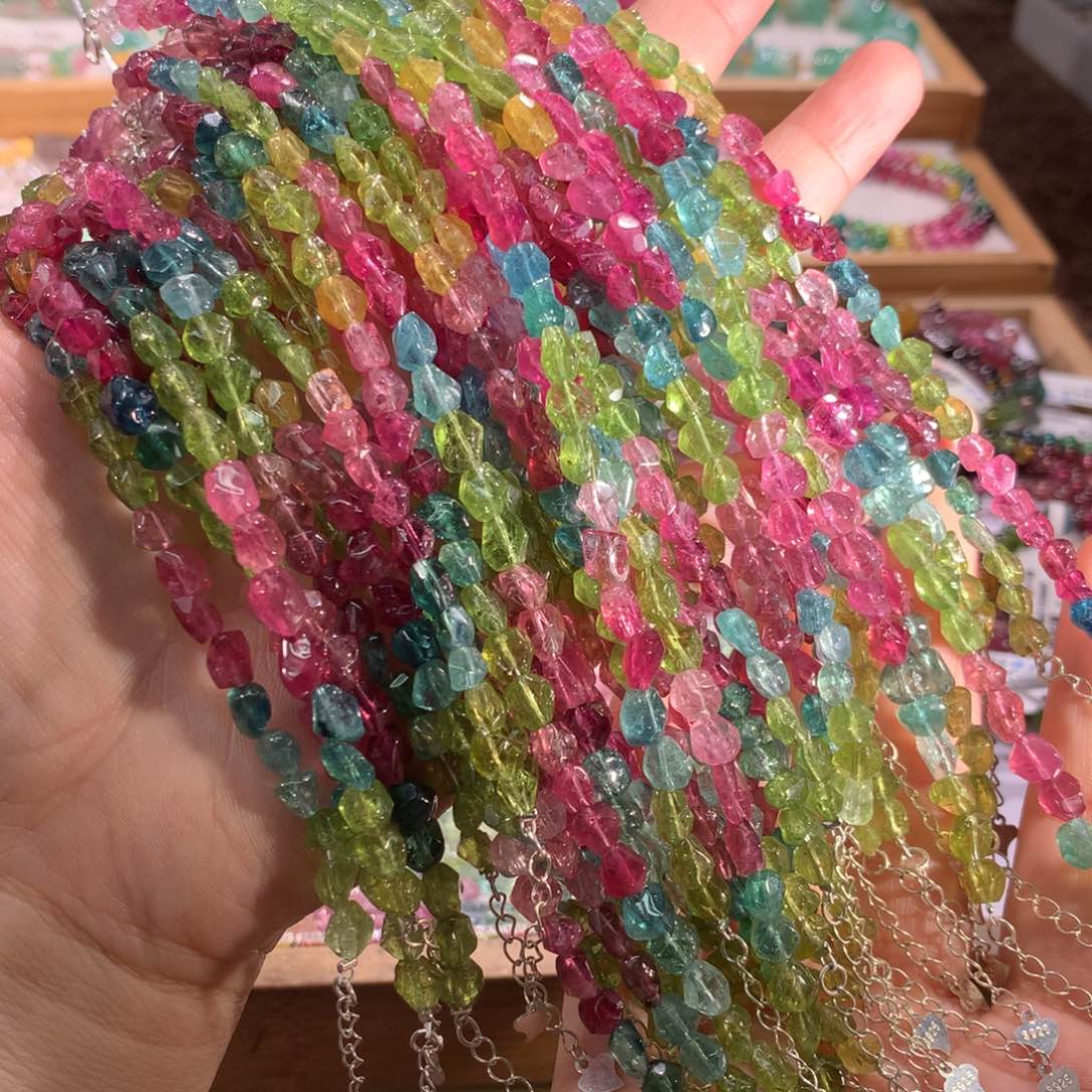 手链未镶嵌碧玺多样性发其一