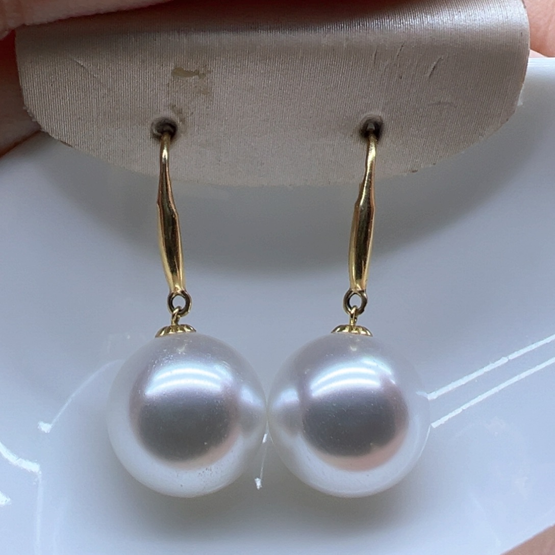 18K金镶嵌淡水珍珠耳饰