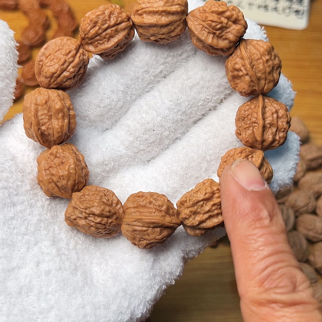 猴头核桃吊坠金蟾18