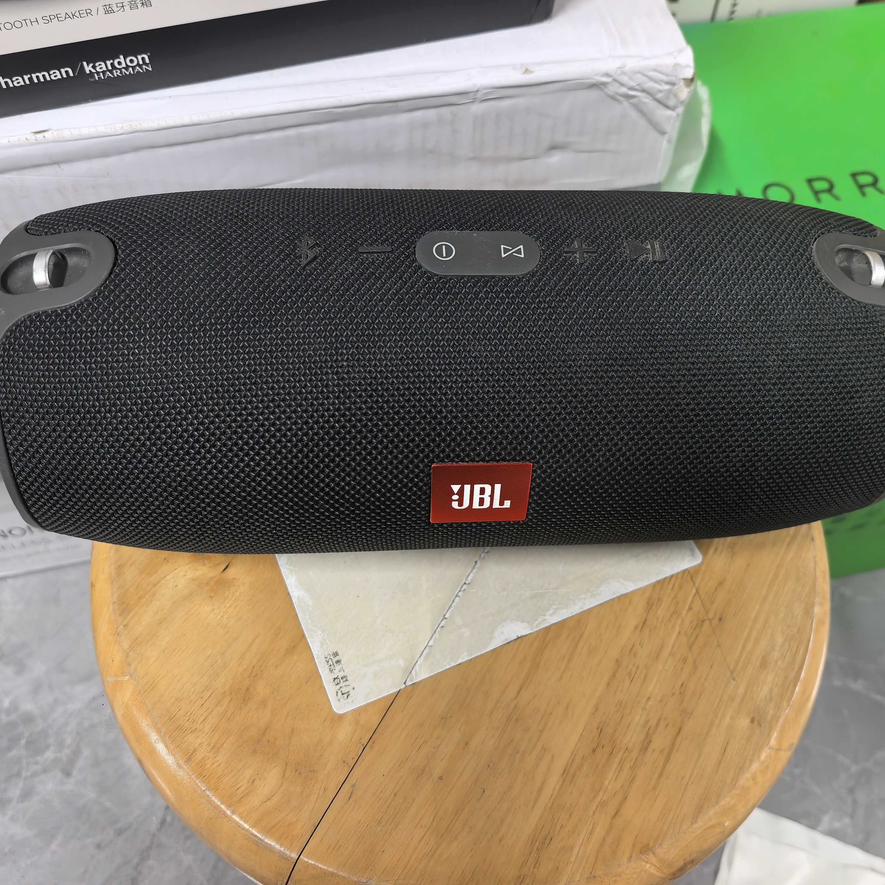 9新 JBL JBL XTREME黑色蓝牙音响裸机微瑕