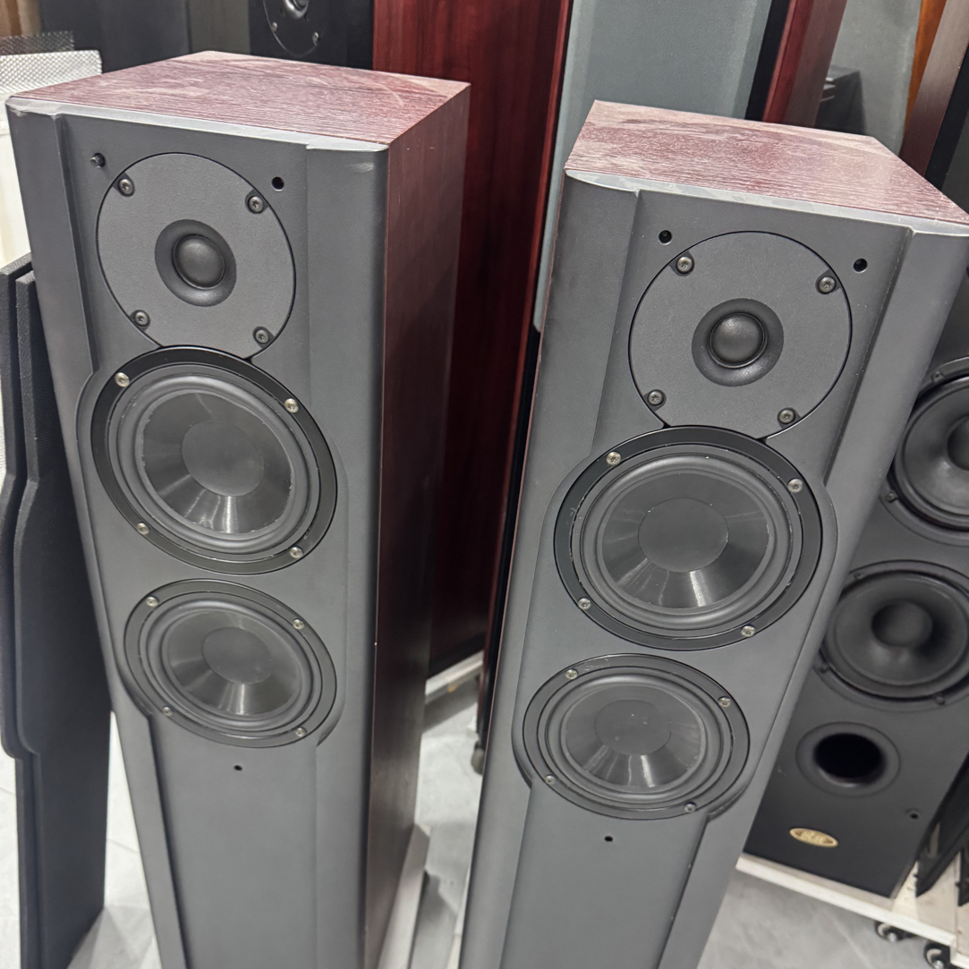 8新 JAMO/尊宝 二手尊宝落地音箱，运费自理，不支持无理由