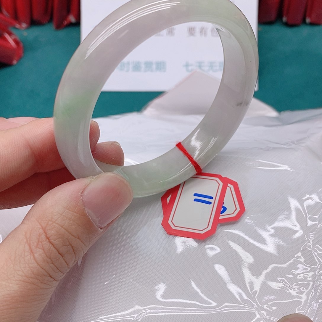 翡翠手镯未镶嵌暖*11111111111111
