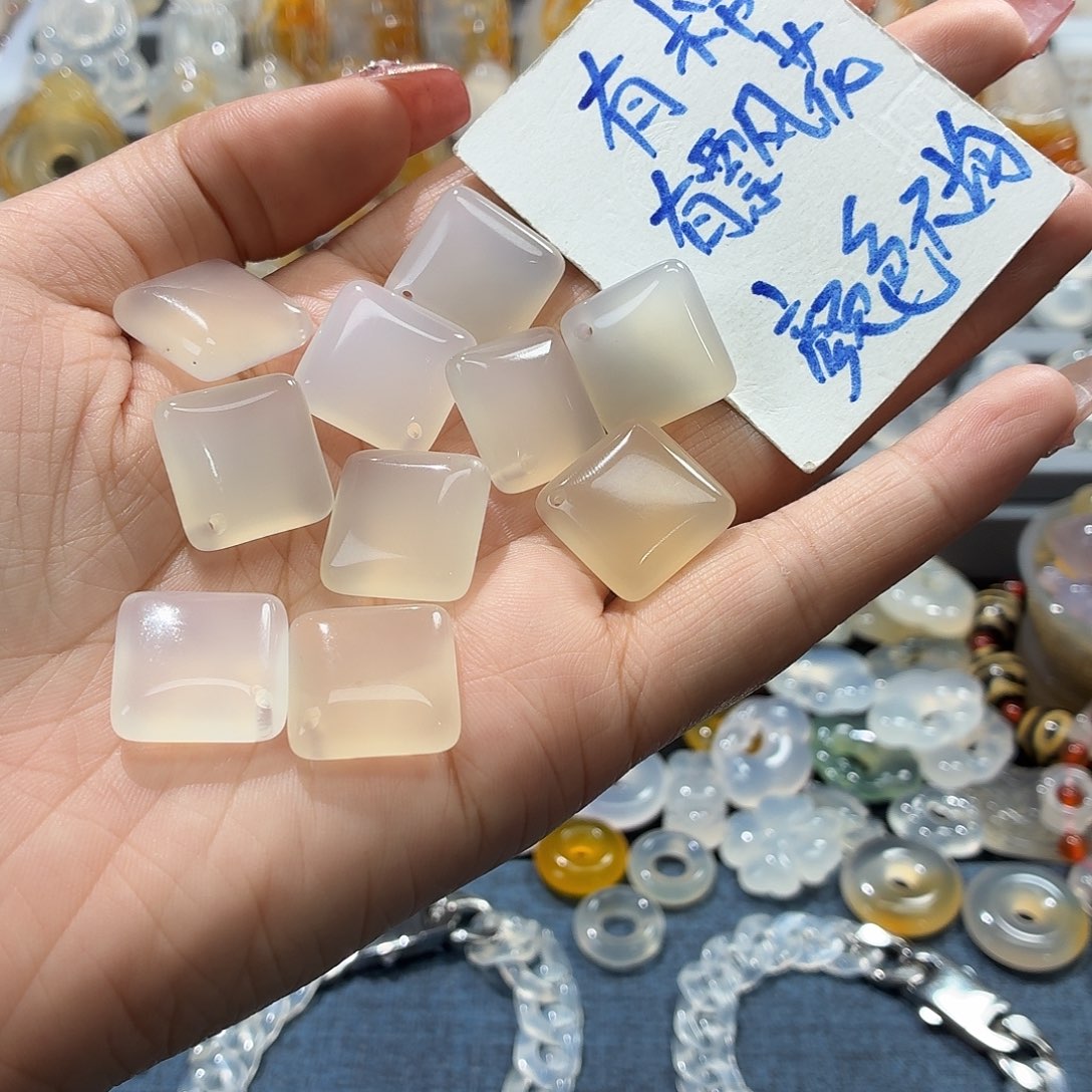 玛瑙/玉髓未镶嵌吊坠(不含链)