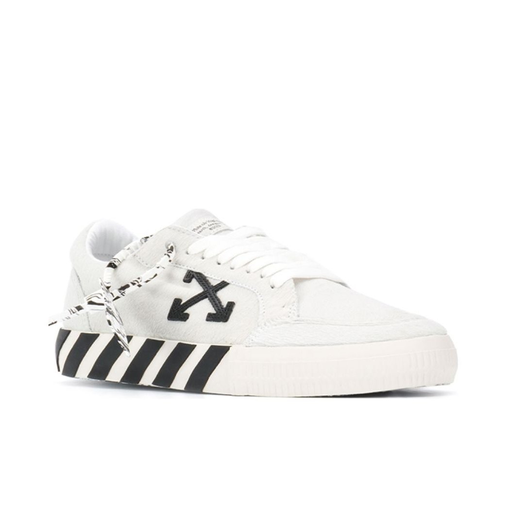 95新 OFF-WHITE 活动运动鞋白色 41码P222429724