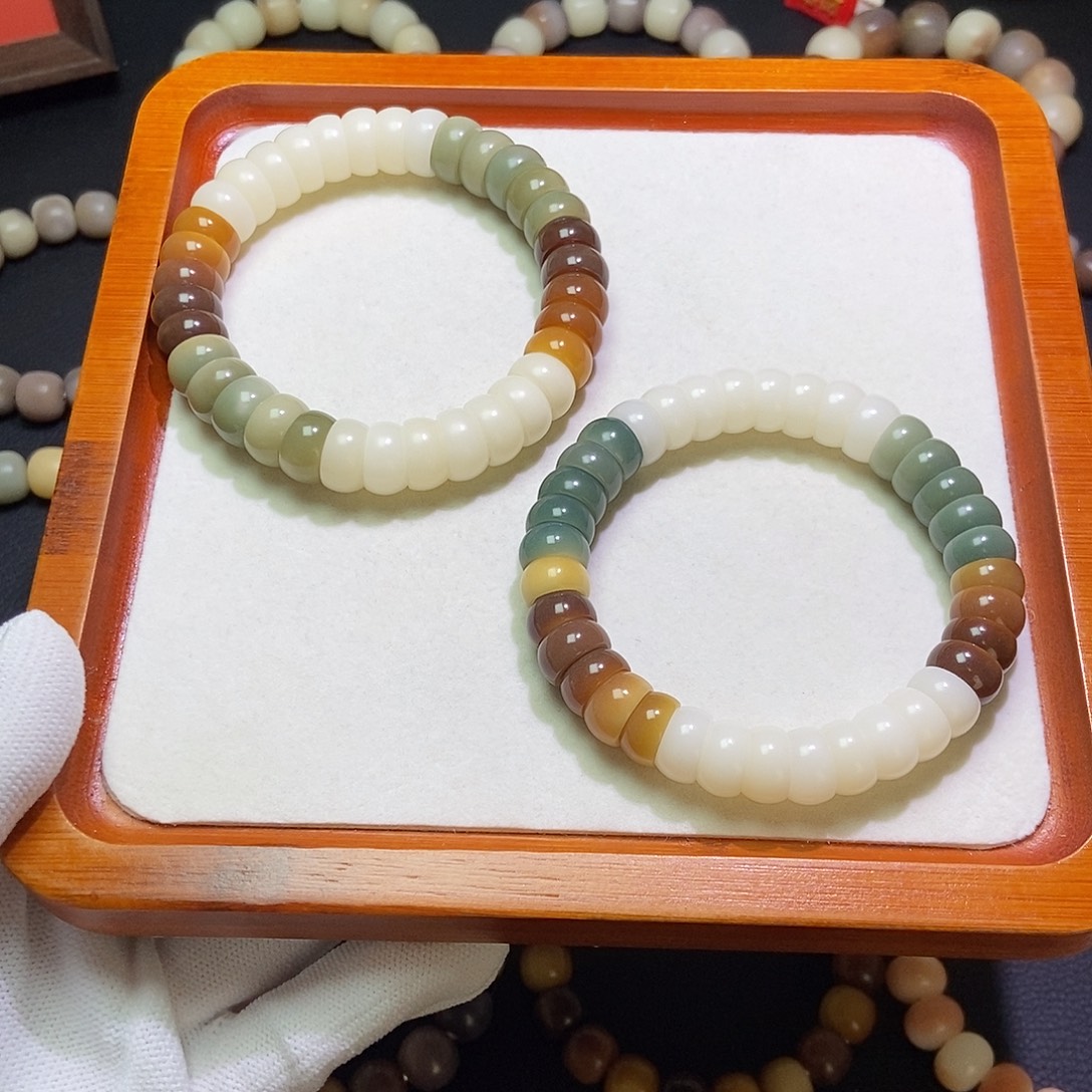 吊坠菩提根/象牙果卡12碗肠瑕疵一物一拍0390