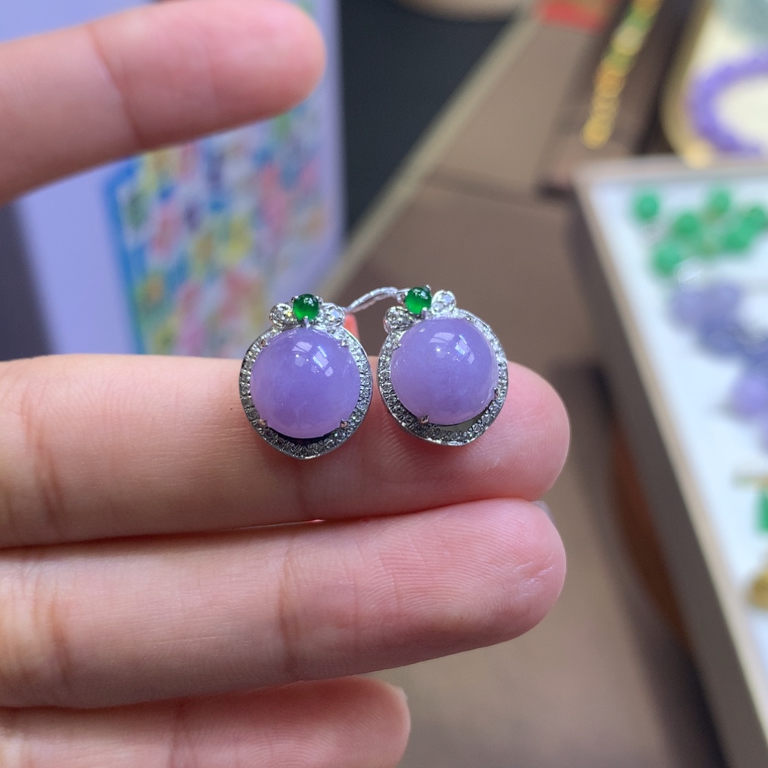 翡翠18K金镶嵌颈饰翡翠