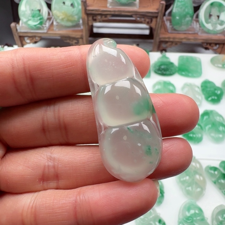 石英质玉颈饰未镶嵌用****6