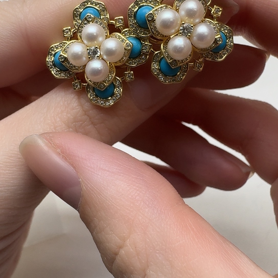 淡水珍珠银S925镶嵌耳饰