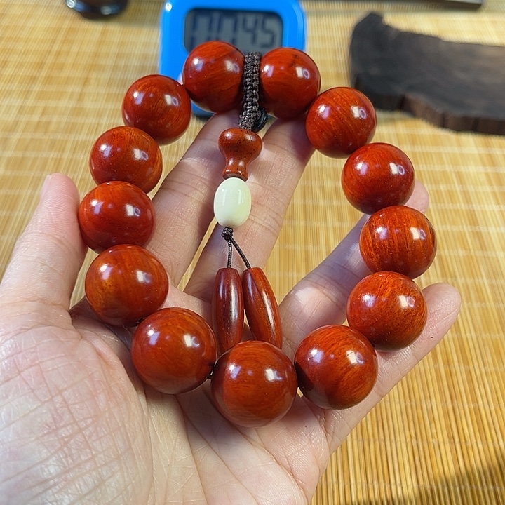 缘***妳木小叶紫檀手工艺