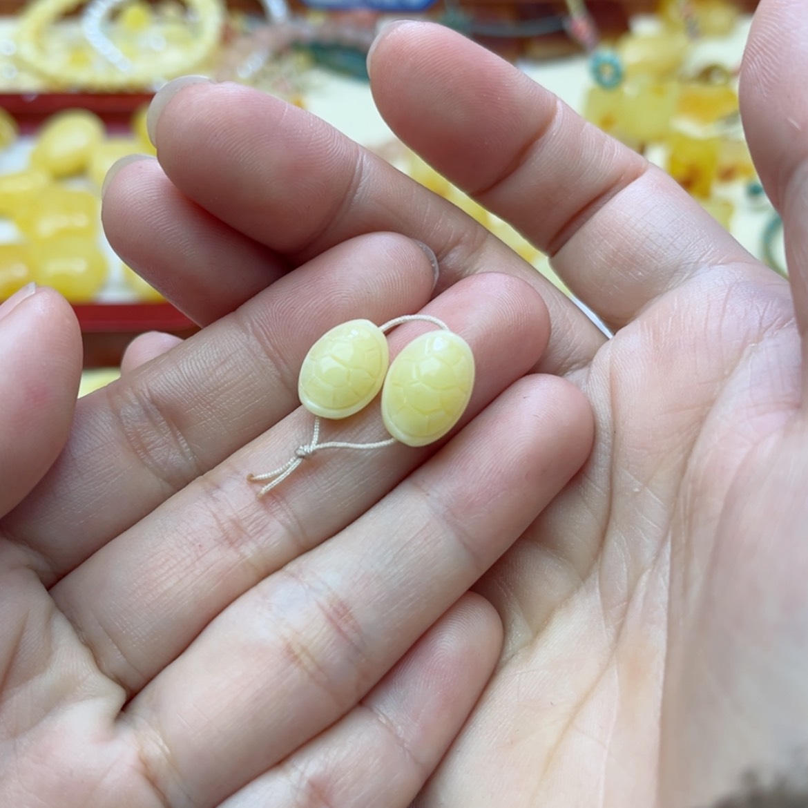 【闪购商品】蜜蜡裸石未镶嵌配饰