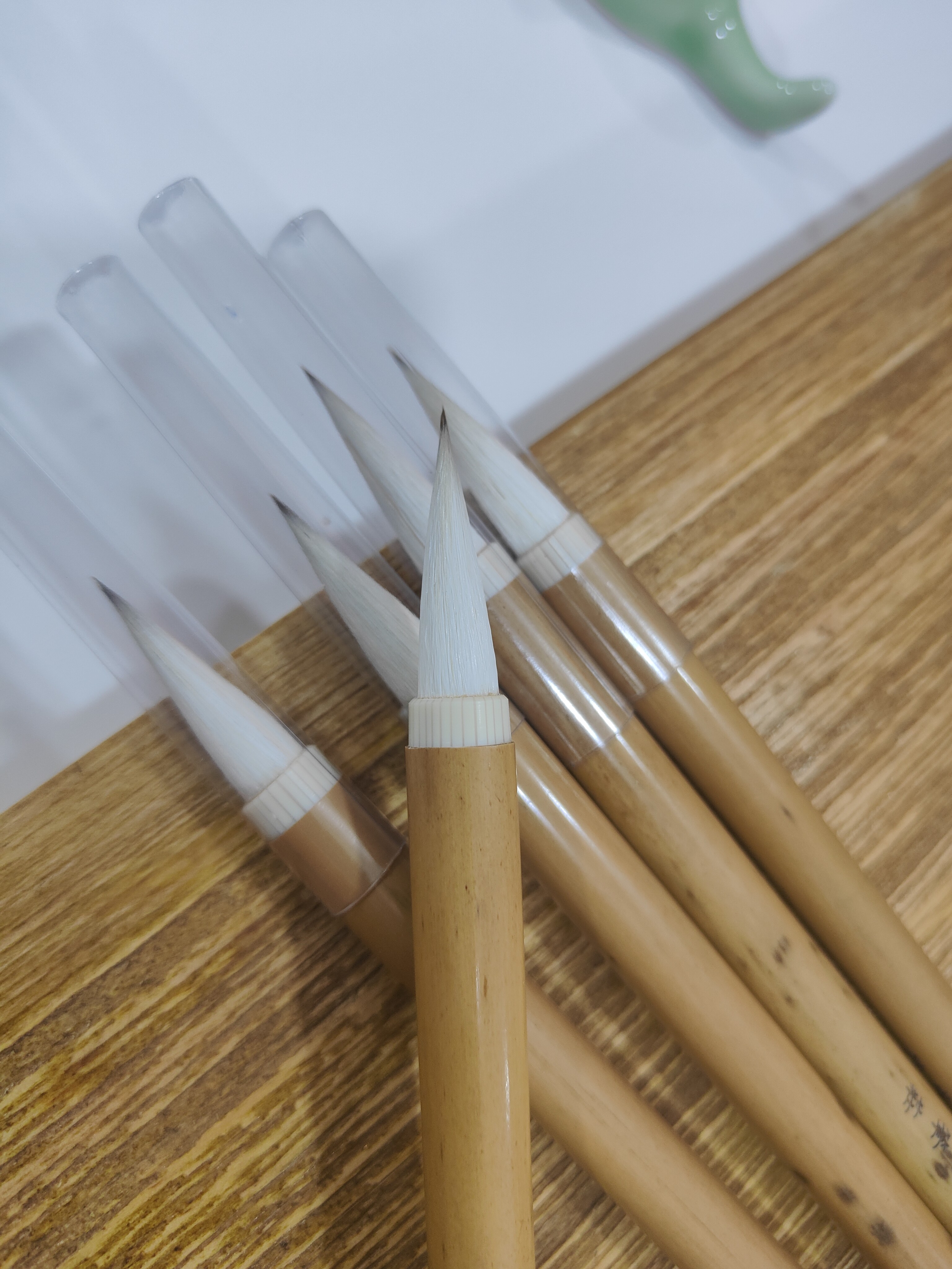 手札兼毫～宜二王魏晋汉隶书风/圆径毛长/0.9X3.5公分