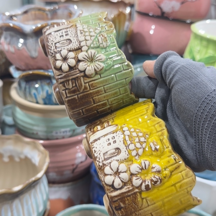 凑9块包邮，有孔，陶瓷花盆