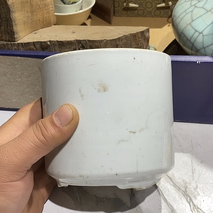 25 号茶周边，白瓷香炉