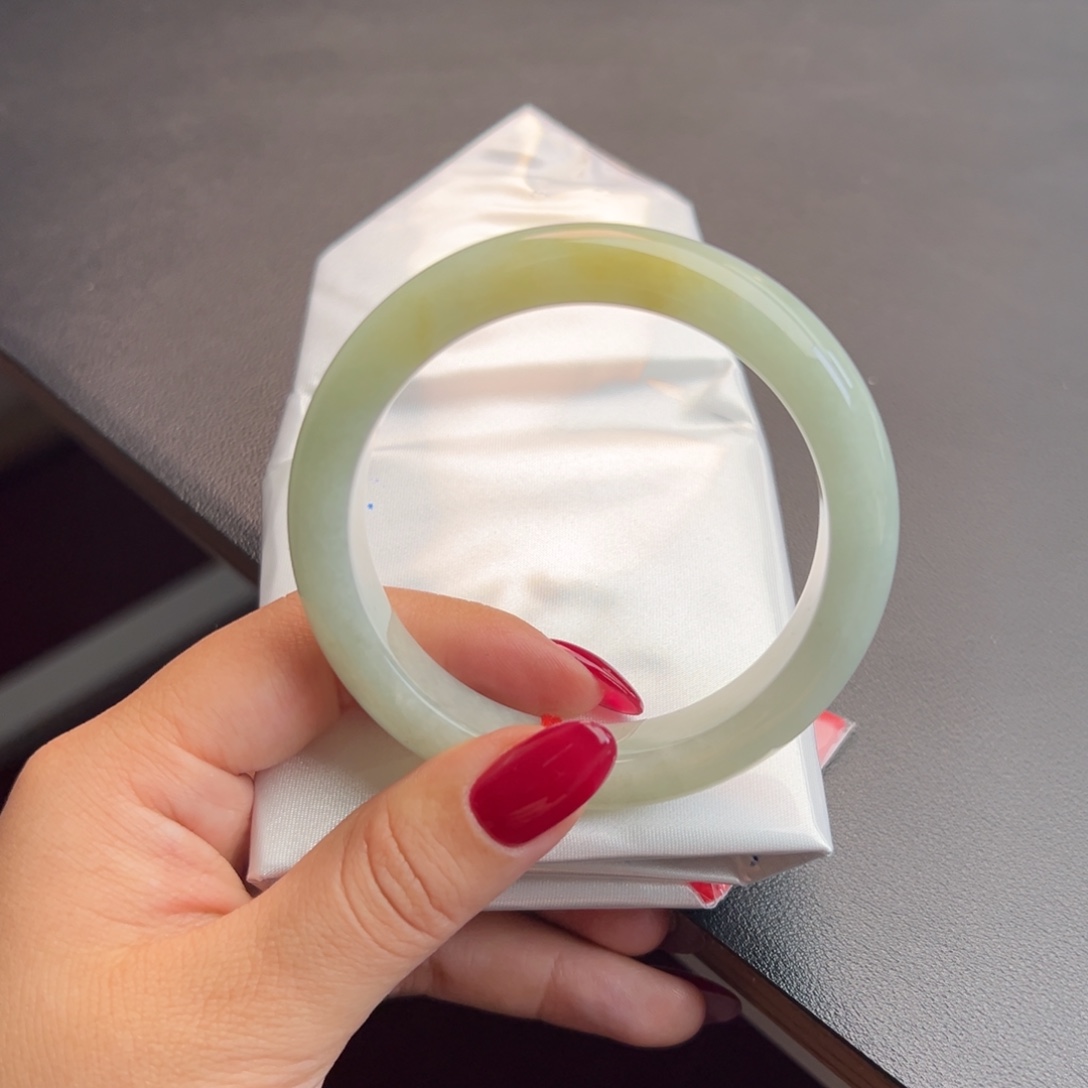 翡翠未镶嵌手镯58z