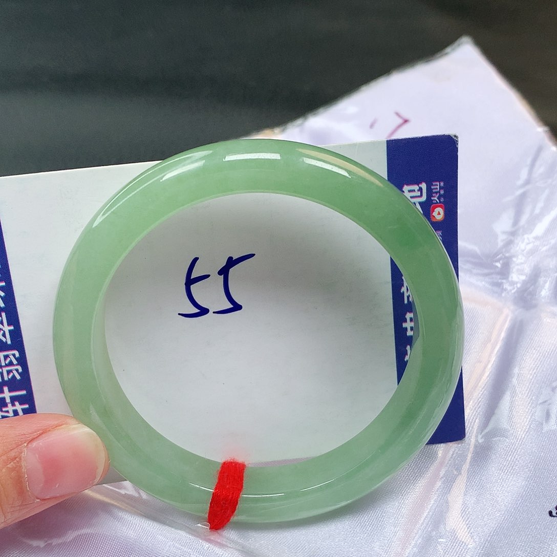 翡翠手镯未镶嵌55号