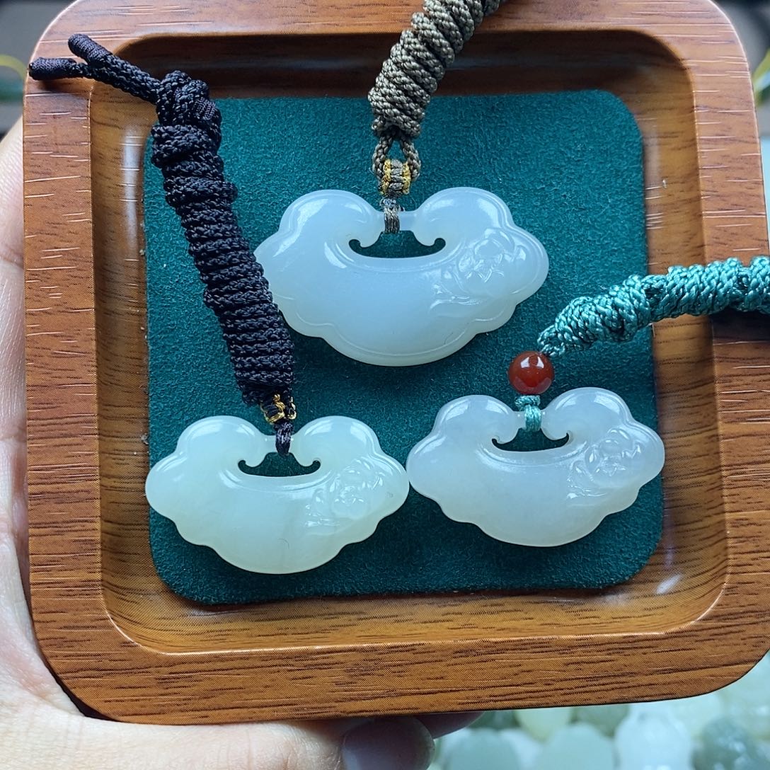 和田玉未镶嵌颈饰35-42mm平安锁多样性发1件