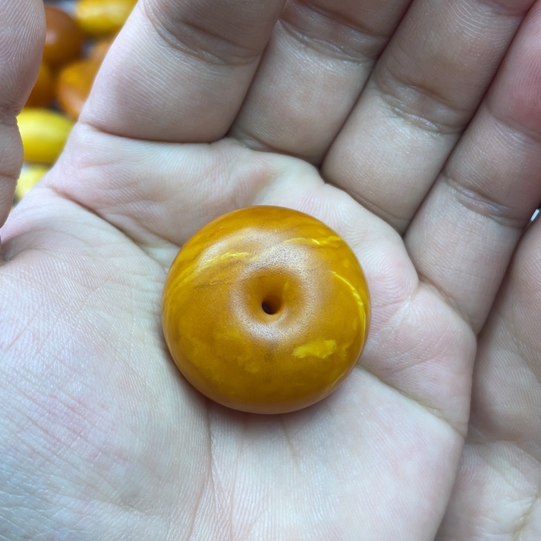 蜜蜡未镶嵌吊坠(不含链)