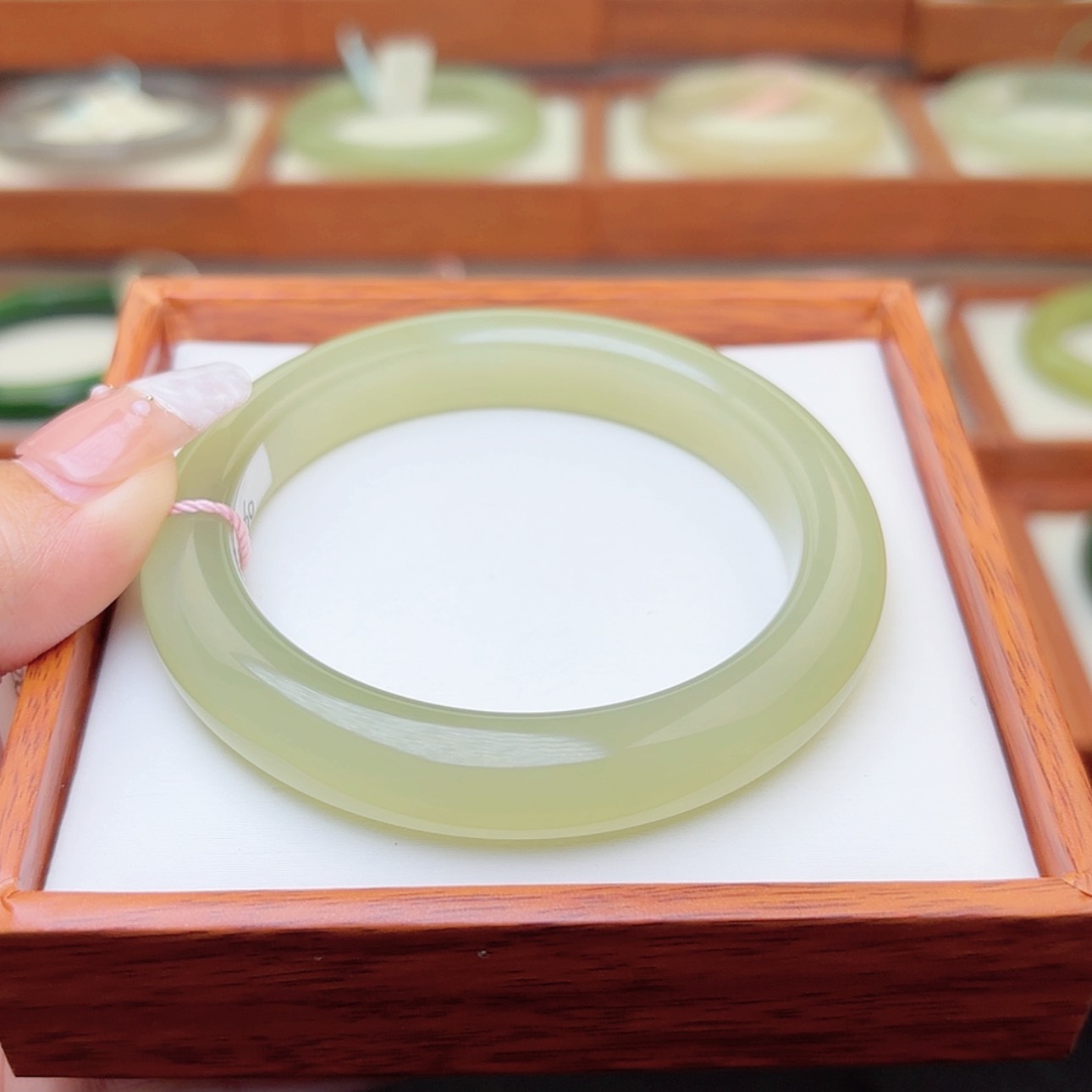 【闪购商品】和田玉未镶嵌手镯