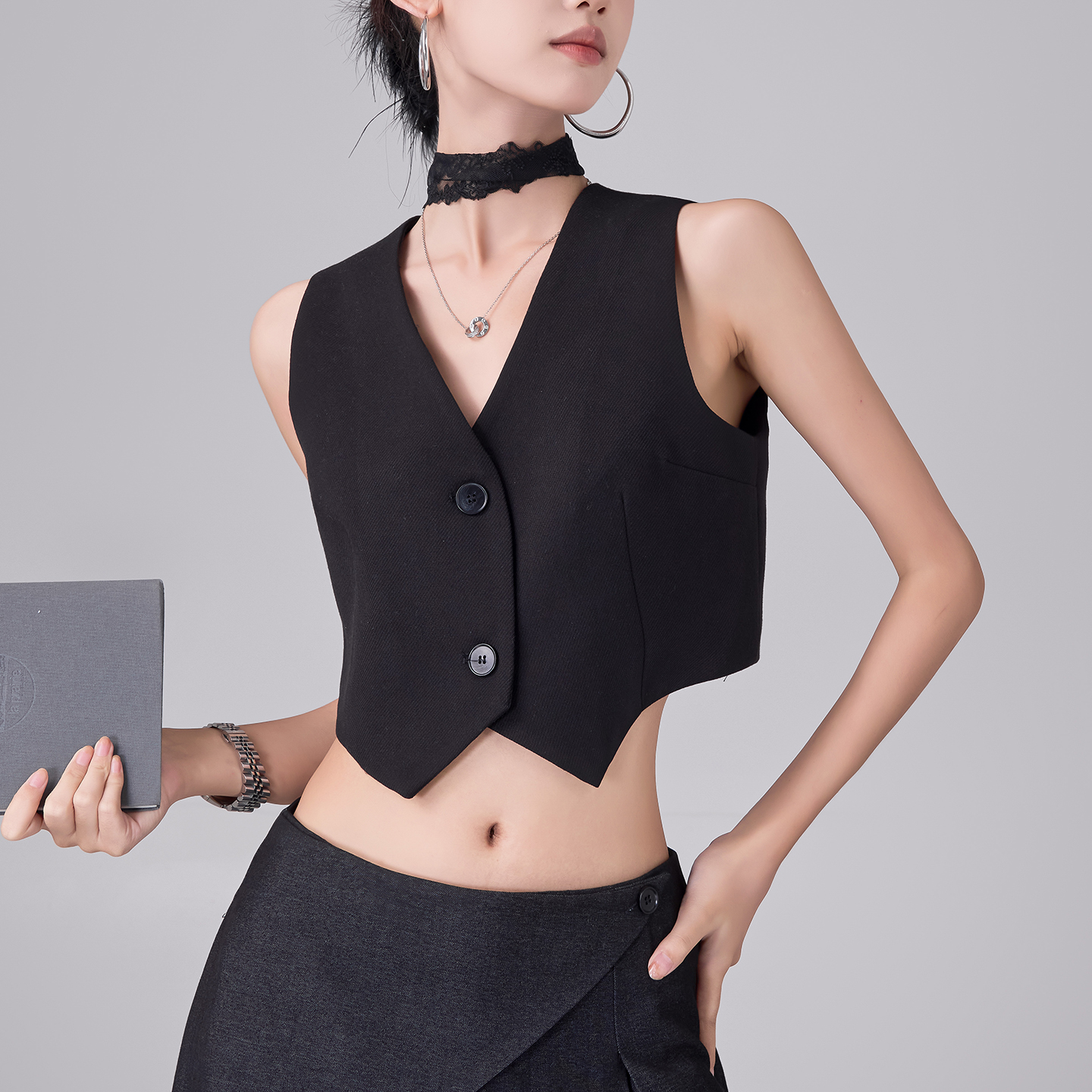 KEN STUDIO黑色V领老钱风气质马甲女夏季短款无袖休闲背心上衣