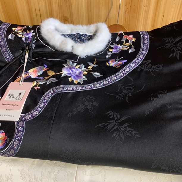 福利中长款L码115斤以内复古刺绣苗族服饰少数民族日常款棉衣