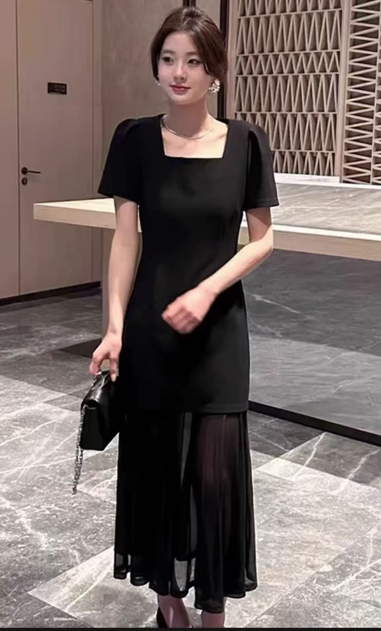 新款大码991-7方领拼接网纱时尚洋气简约显瘦a字长款连衣裙