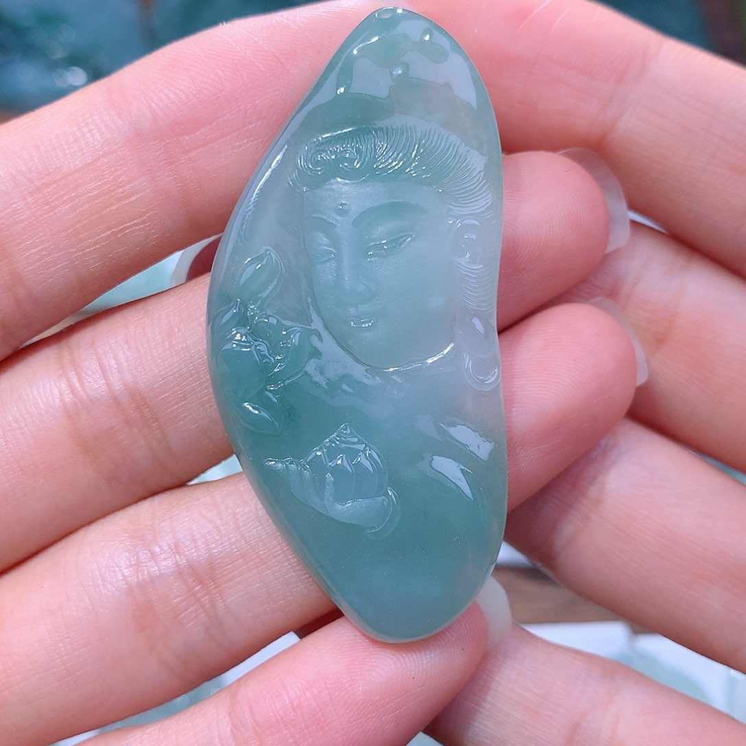 吊坠(不含链)未镶嵌翡翠佛光天下