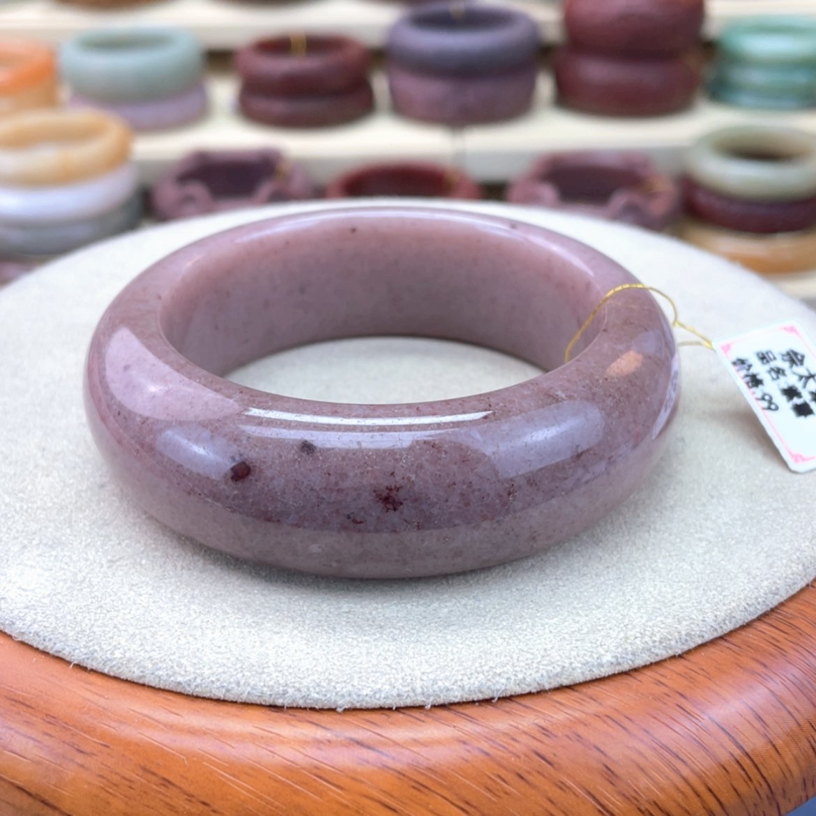 【闪购商品】石英质玉手镯未镶嵌