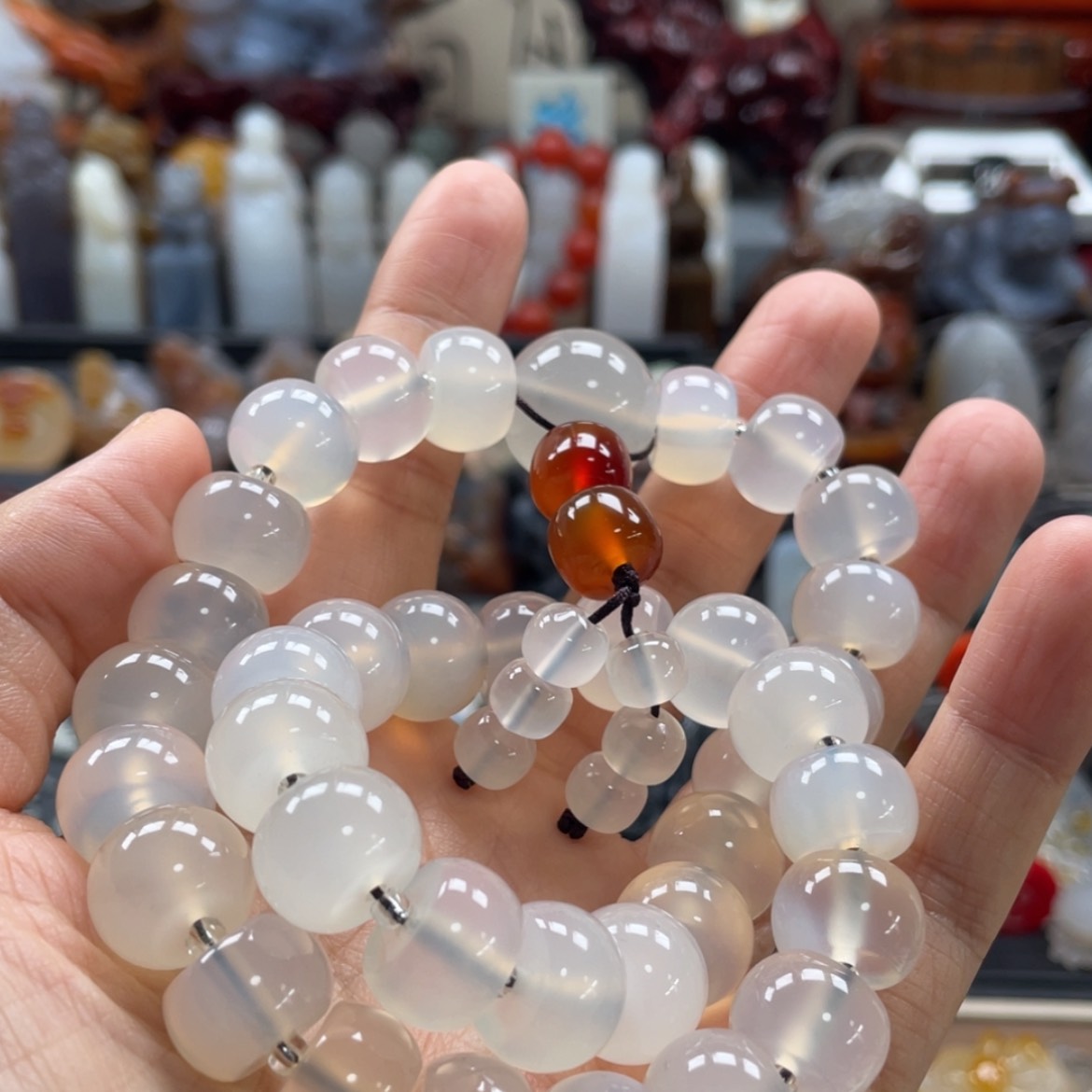 【闪购商品】玛瑙/玉髓未镶嵌珠宝半成品倾**（