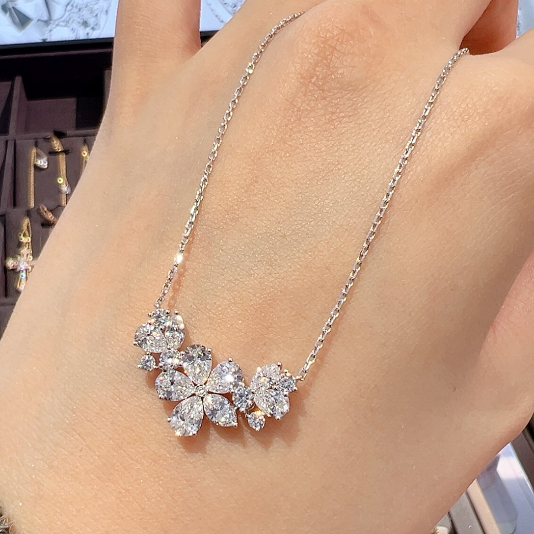 实验室培育钻石18K金镶嵌1.676ct