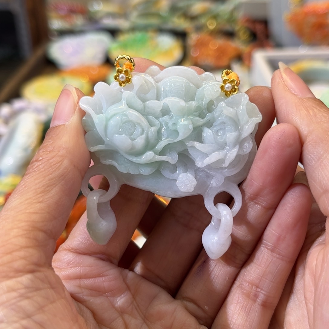 翡翠颈饰未镶嵌待编款