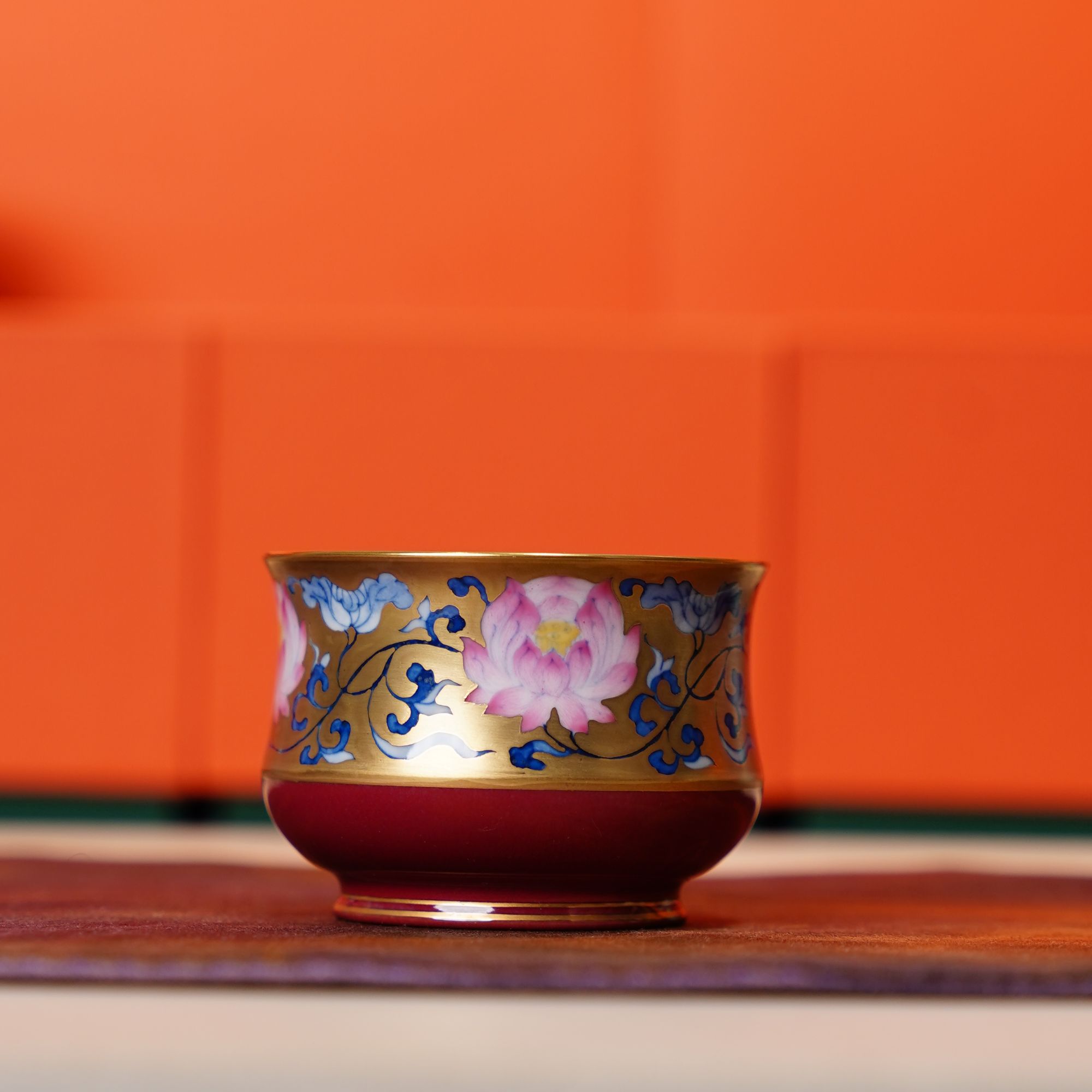 华隐堂   玫瑰红金地莲花炉式杯   茶具茶杯纯手工HYT2842