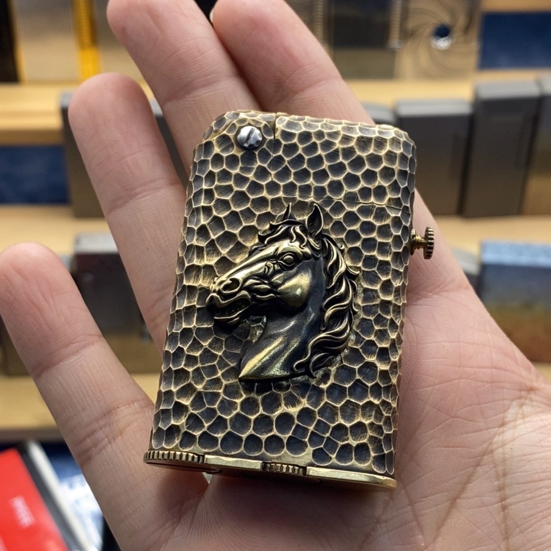 战壕黄铜风火轮打火机