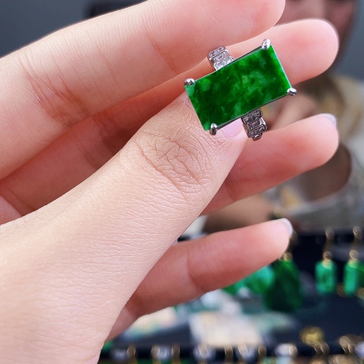 翡翠戒指银S925镶嵌饰品