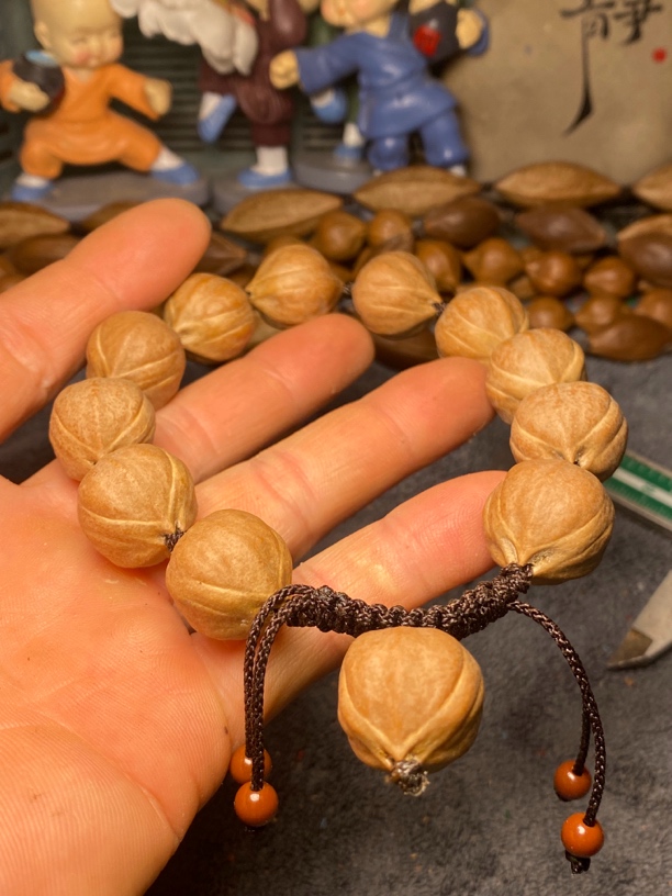 橄榄核铁核原皮素串正圆手串短圆手持1.7老树核