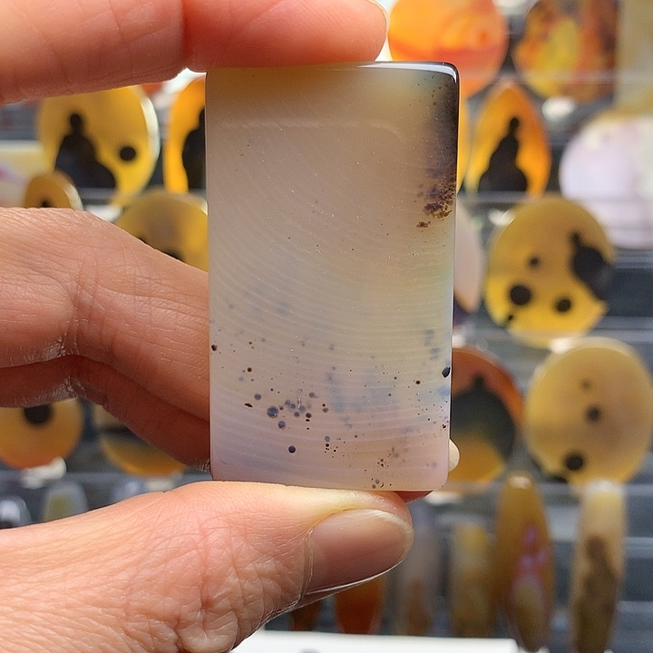 玛瑙/玉髓颈饰未镶嵌140