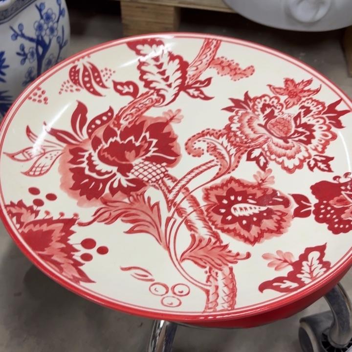 微瑕青花瓷器值得购买