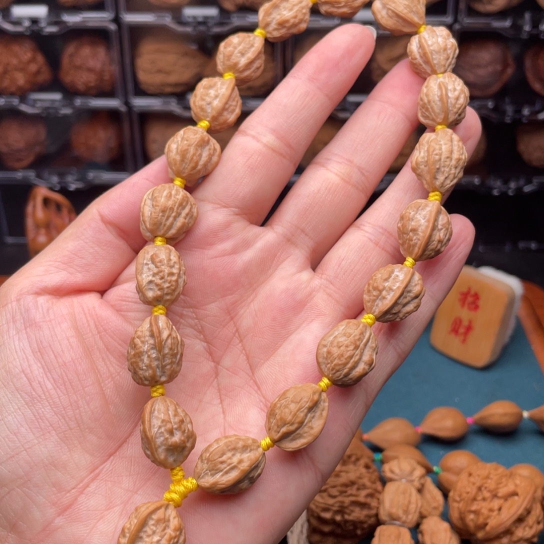 文玩核桃吊坠1.4嵩山蛤蟆头异形手持