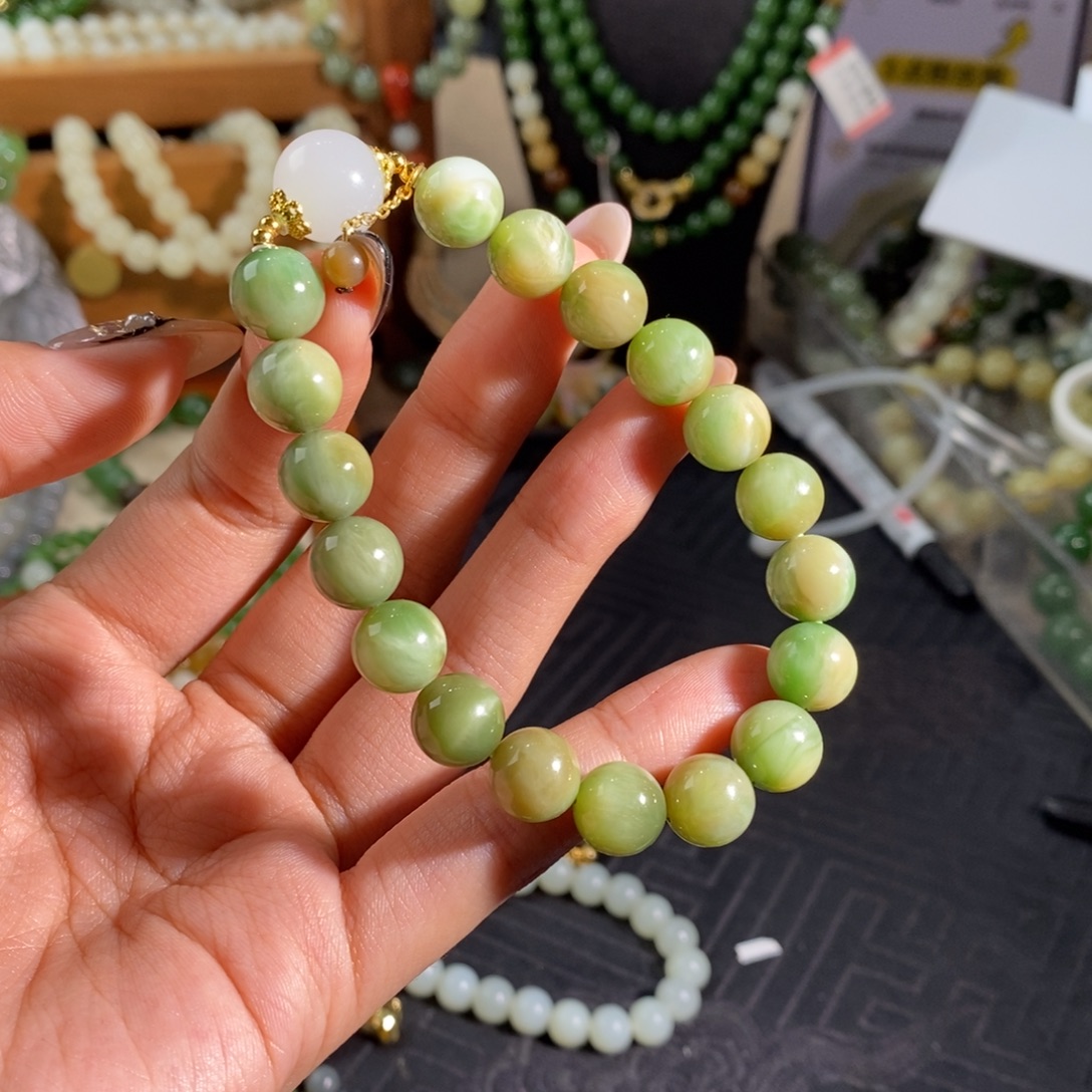 和田玉未镶嵌手链