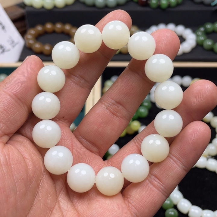 和田玉手串未镶嵌