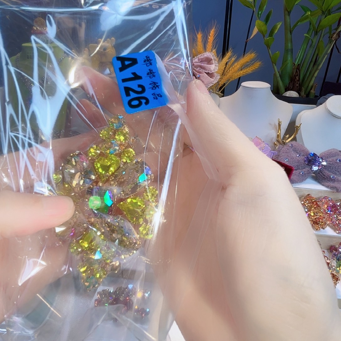 /***•布艺铁合金施华发夹