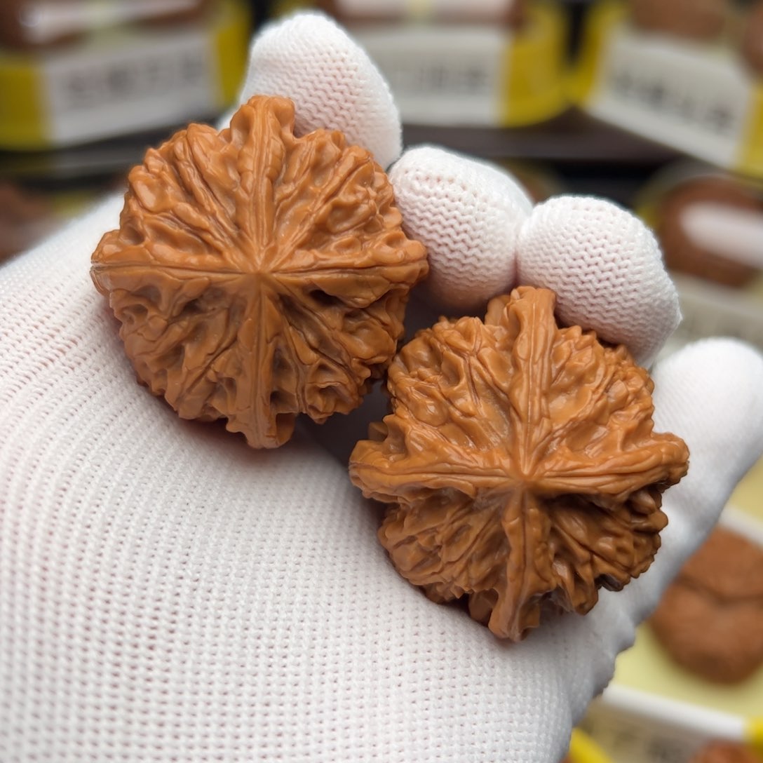 文玩核桃吊坠云溪山