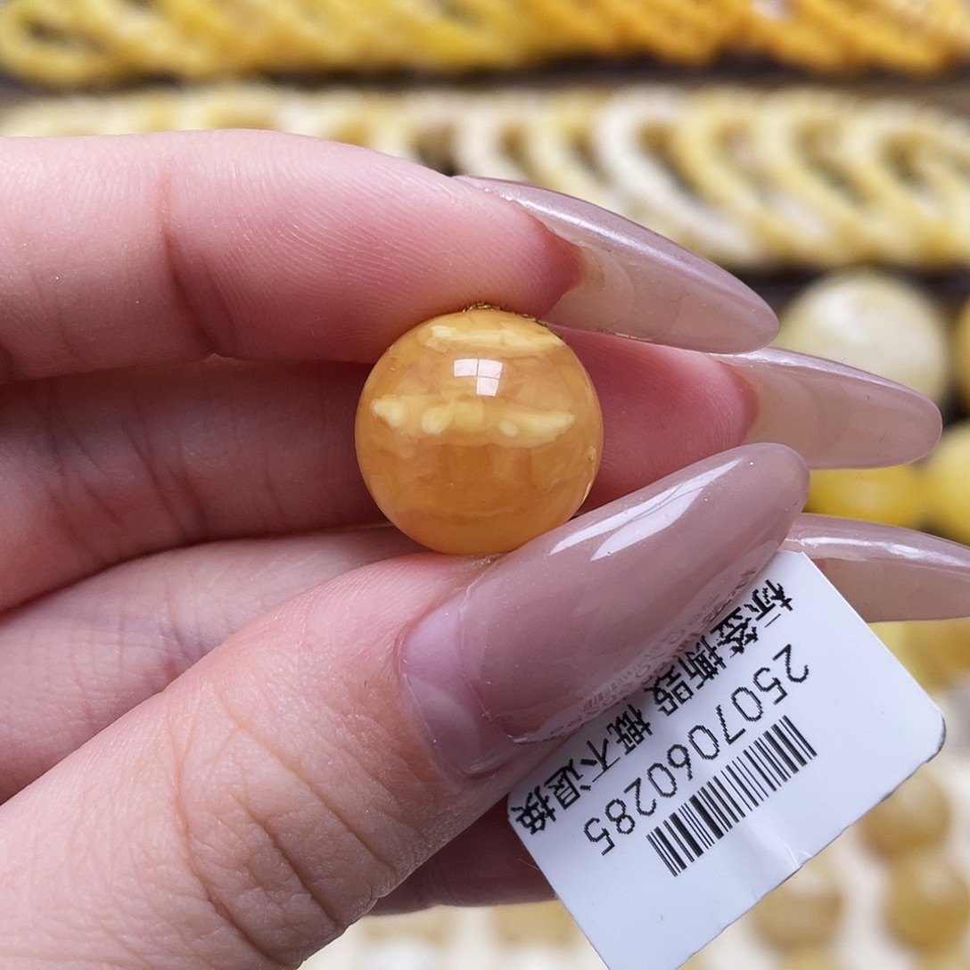琥珀未镶嵌裸石15mm氧化款圆珠瑕
