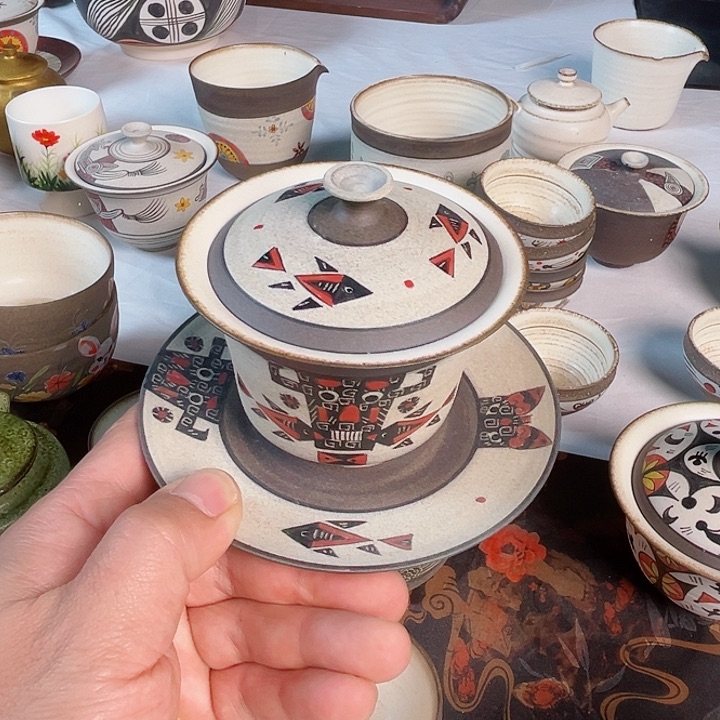 陶八工青铜人面三才盖碗