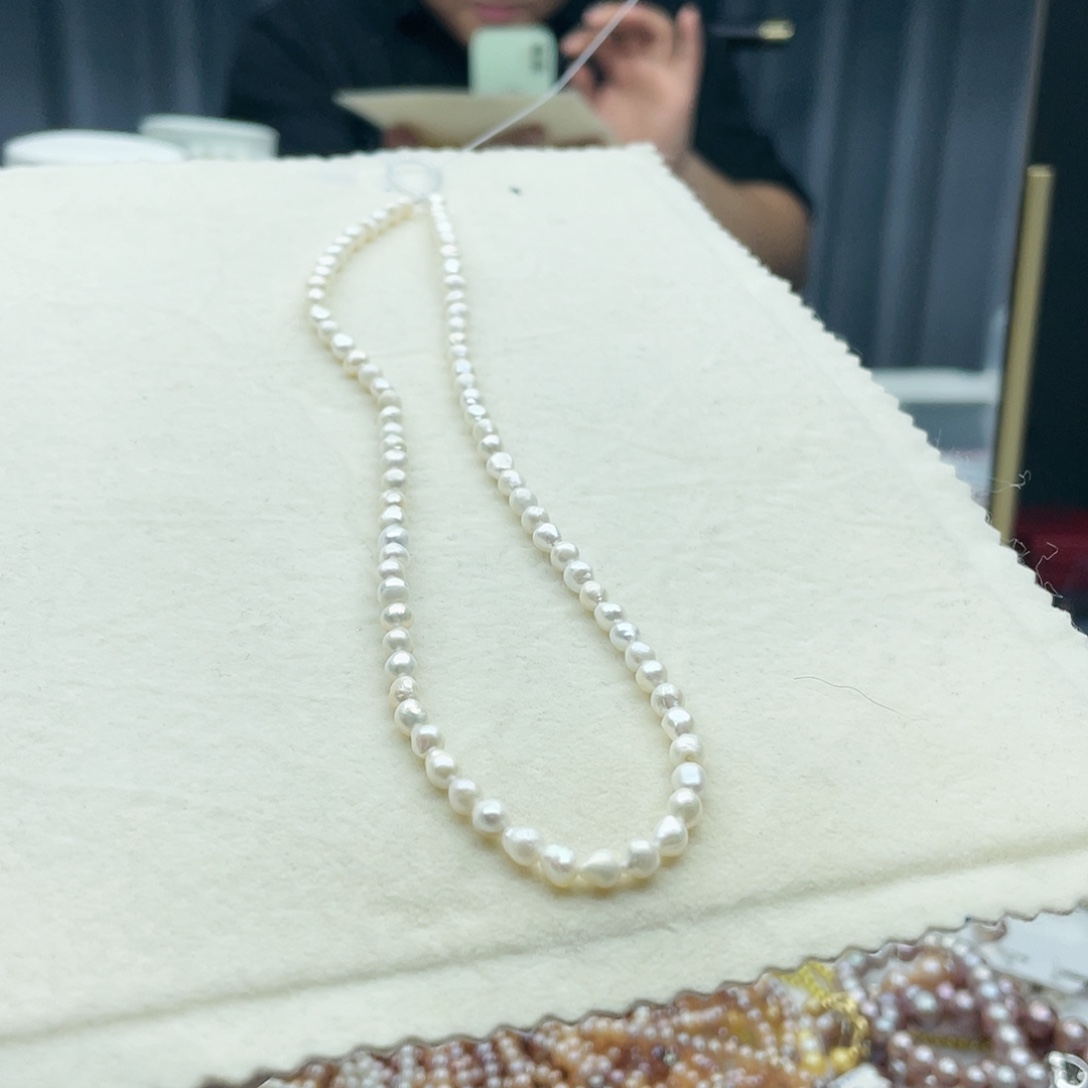 淡水珍珠手绳合金