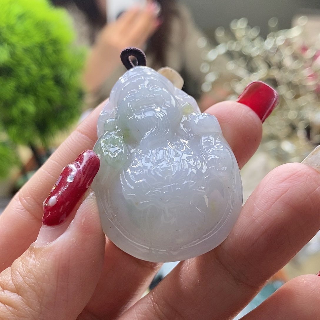 【闪购商品】翡翠颈饰未镶嵌财神