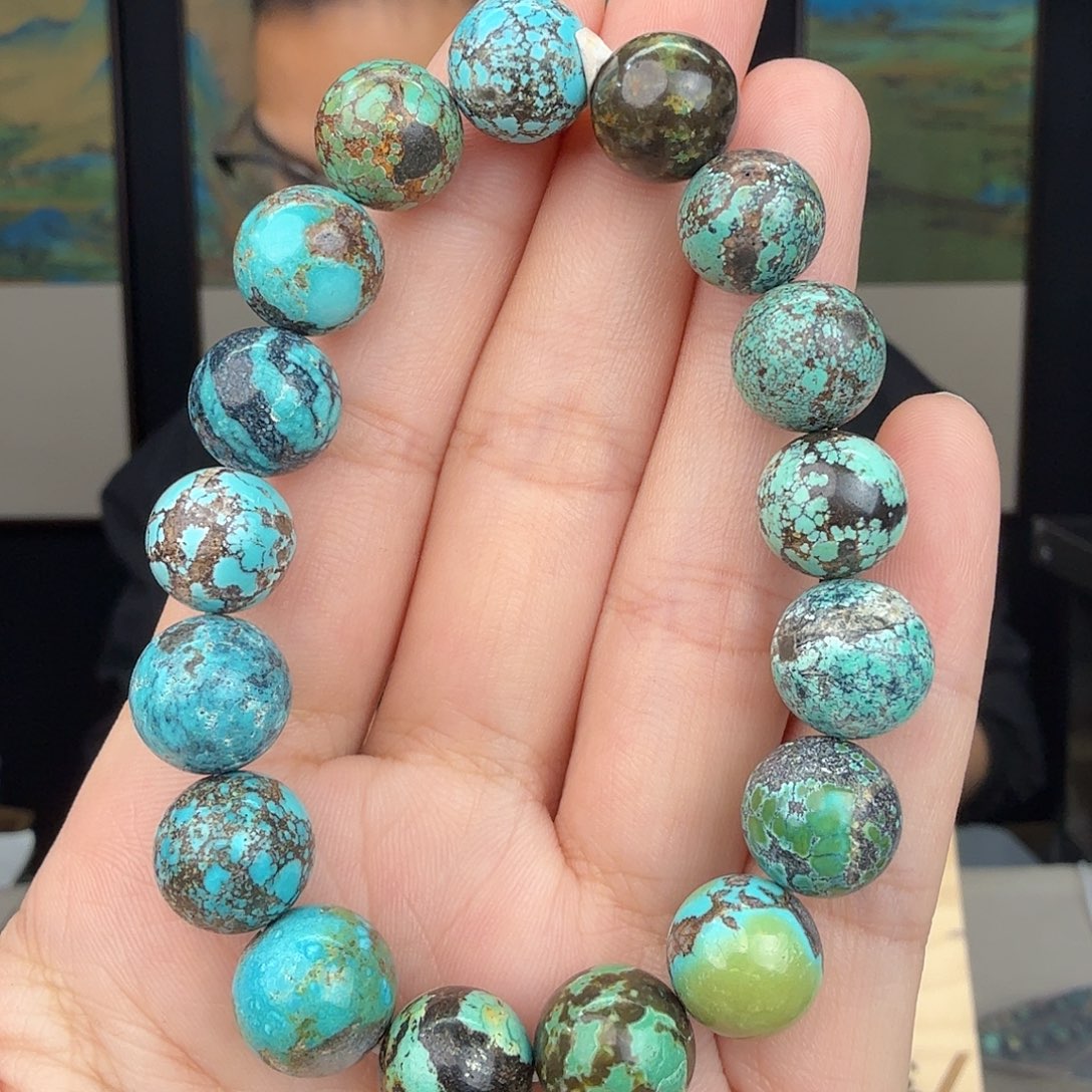 绿松石未镶嵌珠宝奇石