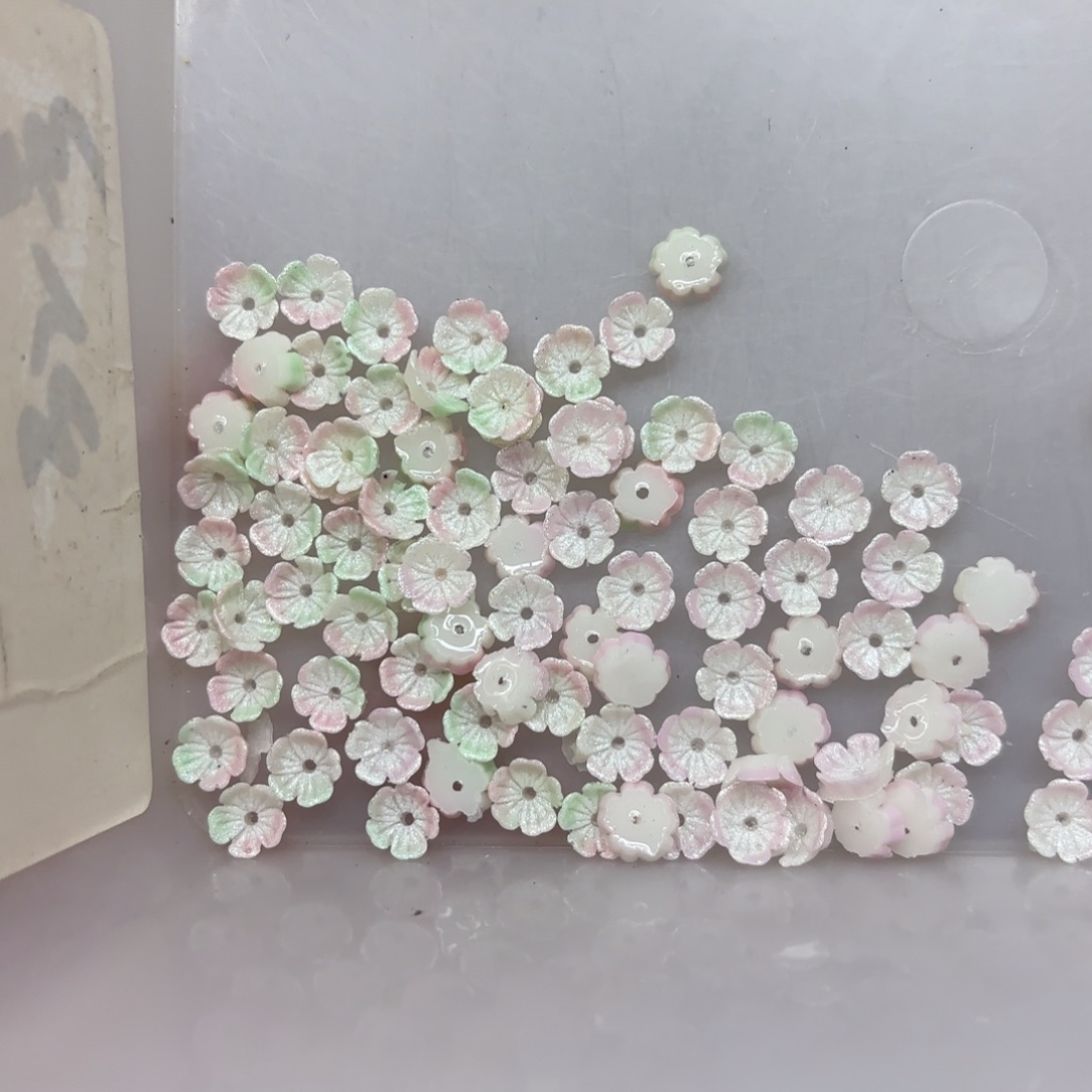 树脂混的五瓣花9.9米600个