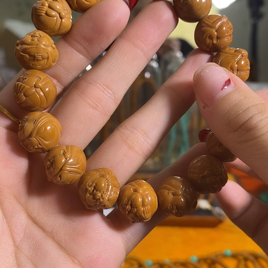 橄榄核吊坠猴头he tao